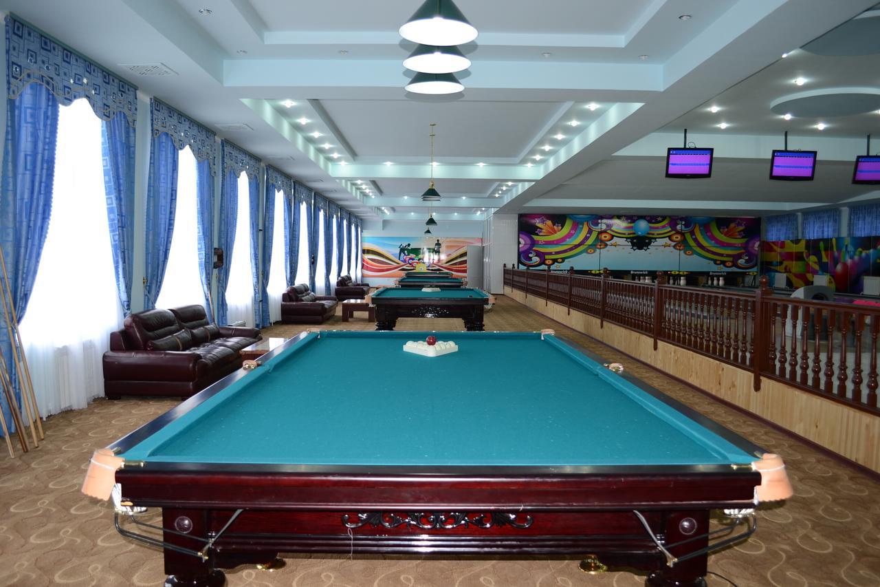 Bahoriston Hotel Guliston Kültér fotó